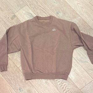 ALO Yoga Men's Tan Crewneck Sweater